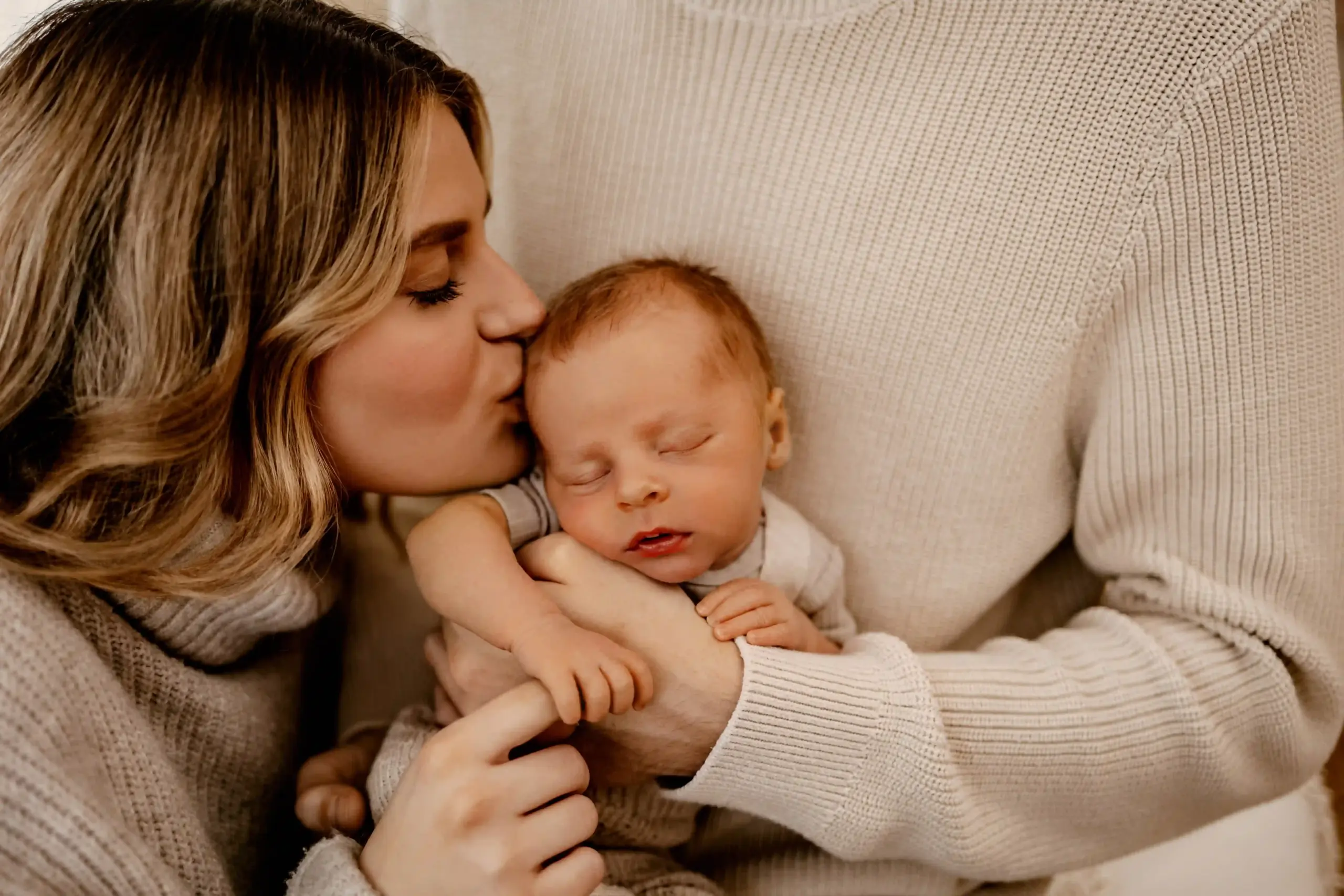 Neugeborenenshooting-Bauchkribbeln-Fotografie-Jessica-Fotografin-Norderstedt-Babybauch-Hamburg9